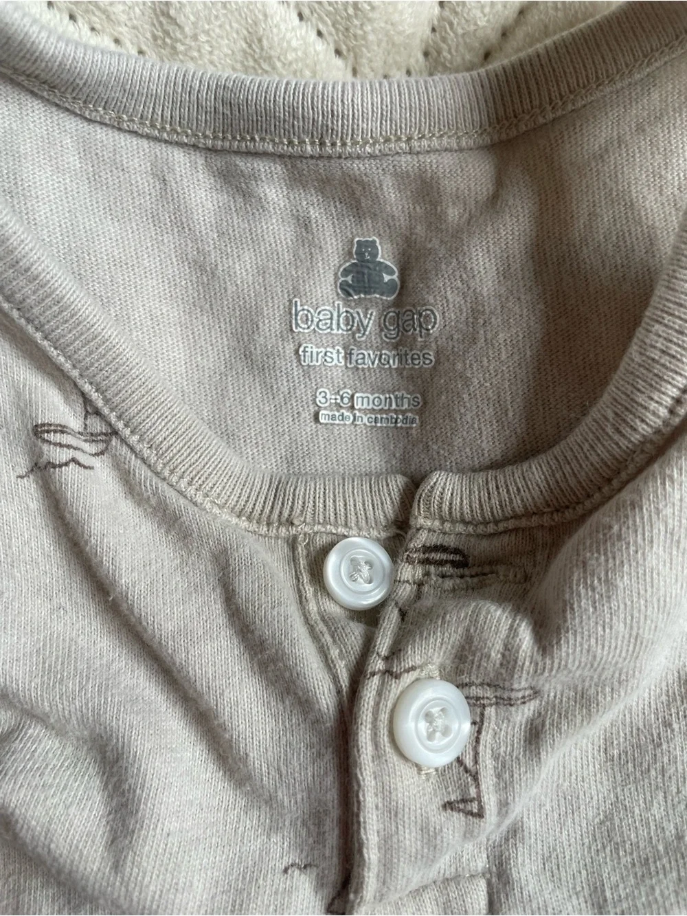 GAP soft gray